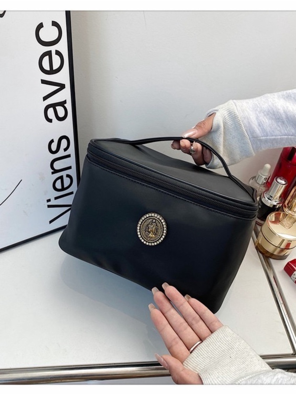 Elegant Black Women's Vanity Bag with Decorative Medallion - Picture 1 of 13